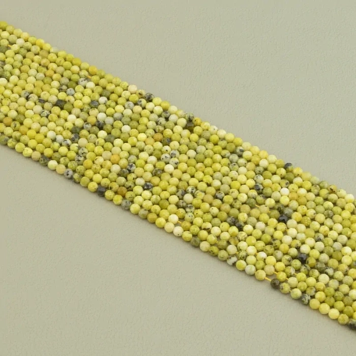 Жадеїт: Камінь вічної краси та гармонії